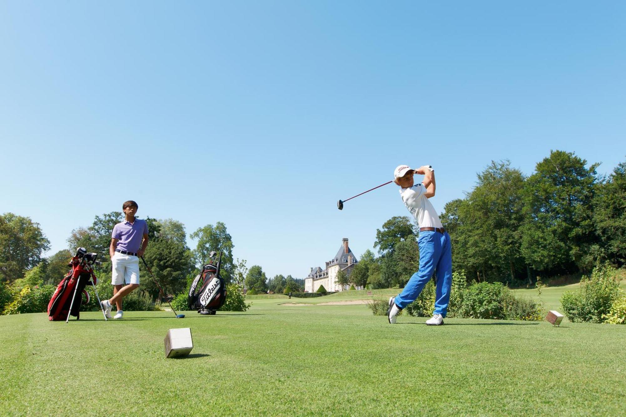 Les Ormes Domaine Et Resort Epiniac Esterno foto