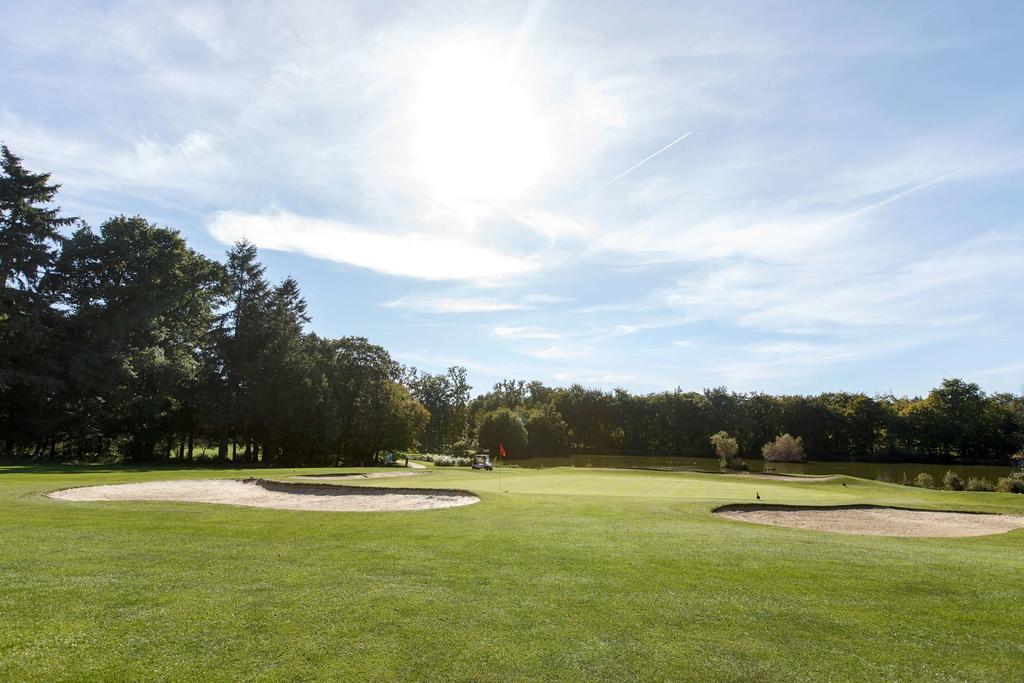 Les Ormes Domaine Et Resort Epiniac Esterno foto