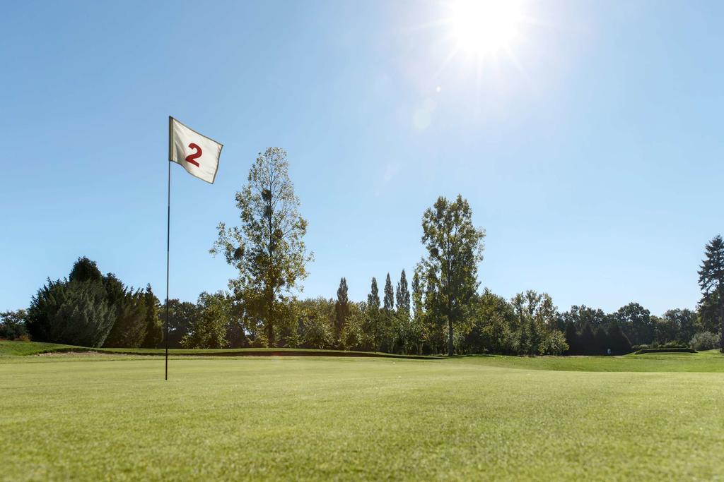 Les Ormes Domaine Et Resort Epiniac Esterno foto