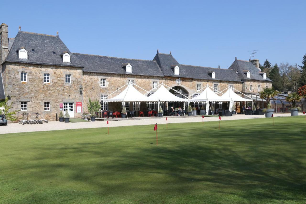 Les Ormes Domaine Et Resort Epiniac Esterno foto